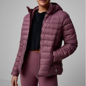 Light burgundy responsible down packable hooded puffer jacket NWT